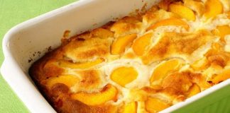 Pioneer Woman Peach Cobbler with Canned Peaches